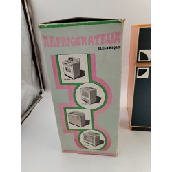 Ignis Réfrigérateur Électrique Frigo Jouet Cuisine Poupée Décor Miniature