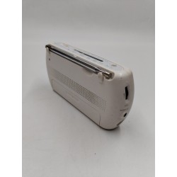 Sony Srf-18 Blanc Parfait État De Marche Poste Radio Tuner Portable