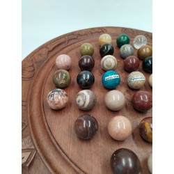 Grand Solitaire En Bois Sculpté Et Vrais Pierres Semi Précieuse Jeu