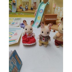Lot Sylvanian Families Baby Castel Nursery Epoch Château Pour Bébé + Personnages