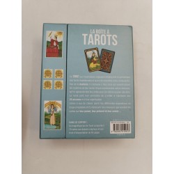 La Boîte A Tarots Larousse Jeux De Cartes Cartomancie Jeu Carte