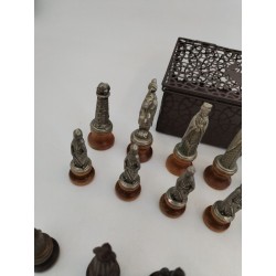 PIECES DE JEU D'ECHEC COMPLET METAL SOCLE BOIS STYLE MÉDIÉVAL Jeux Échecs Échec 