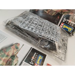 Revell 1:35 Tiger II Ausf. B Henschel Turret Maquette Tank Guerre 03249 Véhicule