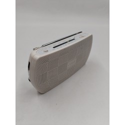 Sony Srf-18 Blanc Parfait État De Marche Poste Radio Tuner Portable