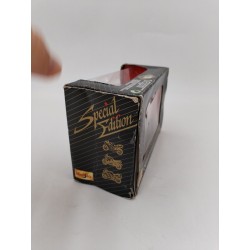 Maisto Triumph Tt600 Spécial Édition 1:18 Die Cast Métal Véhicule Miniature