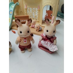 Lot Sylvanian Families Baby Castel Nursery Epoch Château Pour Bébé + Personnages