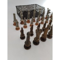 PIECES DE JEU D'ECHEC COMPLET METAL SOCLE BOIS STYLE MÉDIÉVAL Jeux Échecs Échec 
