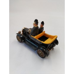 Poli Toys Ford Auto Di Stanlio E Ollio Laurel Et Hardy Voiture 1:24 Jeu Jouet
