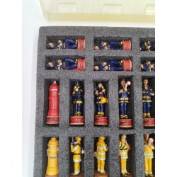 The Chessmen Pompier Fireman Jeux D'échecs Jeu Echec Classique Comme Neuf