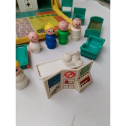 Children's Hospital Fisher Price 1976 Jouet Jeu Figurines Hôpital Enfants...