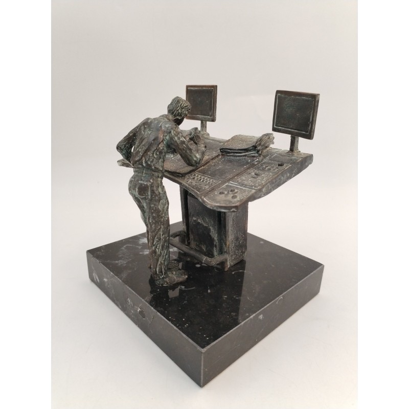Statuette " L'opérateur " Bronze Marbre Édition Imprimeur Riccobono Statuette " L'opérateur " Bronze Marbre Édition Imprimeur Riccobono