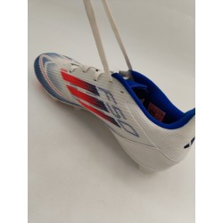 Chaussures Adidas F50 League FG/MG IE0601 blanche Football Crampons Foot Messi 