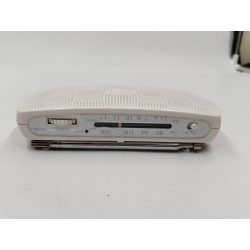 Sony Srf-18 Blanc Parfait État De Marche Poste Radio Tuner Portable