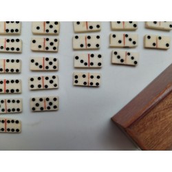 Miniature Jeu Ancien De Dominos Complet En Boîte Jeux Nouveaux Réunis Os