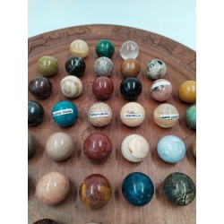 Grand Solitaire En Bois Sculpté Et Vrais Pierres Semi Précieuse Jeu