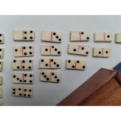 Miniature Jeu Ancien De Dominos Complet En Boîte Jeux Nouveaux Réunis Os
