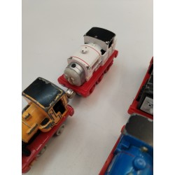 Lot De 8 Trains Thomas Train Aimanté Circuit Pistes Rails Jeu Jouet