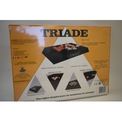 Triade la fontaine a jeux stratégie jeu de société pion pièces