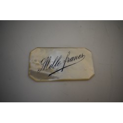 Mille francs Plaque nacre ciselé Casino Cercle D'aix Numéro 28 grand cercle ancien jeux