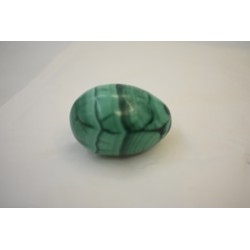 Oeuf en malachite 4 centimetres collection objet en pierre