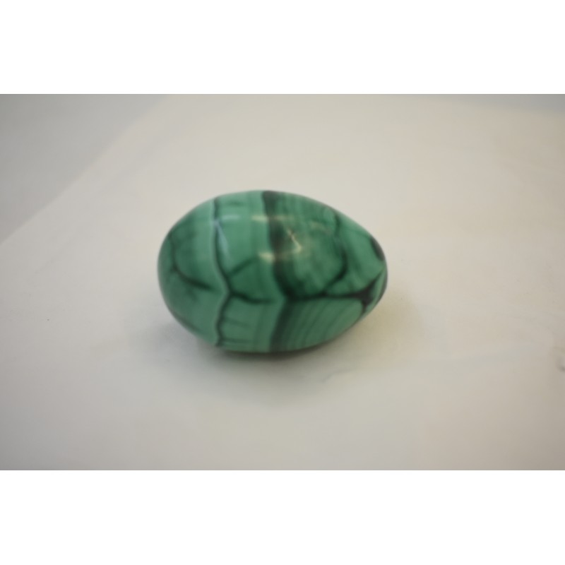 Oeuf en malachite 4 centimetres collection objet en pierre