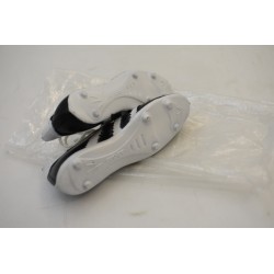 Adidas paire de Copa mundial objet publicitaire miniature vintage retro neuf 10 centimètres