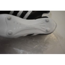 Adidas paire de Copa mundial objet publicitaire miniature vintage retro neuf 10 centimètres