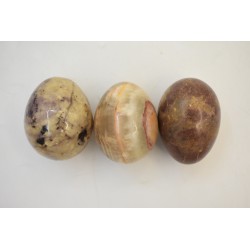 Lot de 3 oeufs en marbre pierre semi environ 7 centimètres