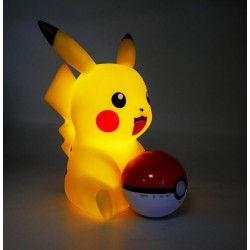 Pokemon Figurine Lumineuse Pikachu Poké Ball Enceinte sans Fil LED 2 Modes d'éclairage USB/microUSB AUX Jack 3.5 mm