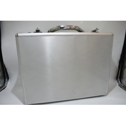 007 James Bond Valise Ultimate Edition malette coffret 20 Dvd dont 10 neuf carte collector numérotée affiches films