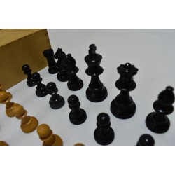 jeu d'echecs ancien staunton bois look chavet lardy jeux de société echec pions pieces
