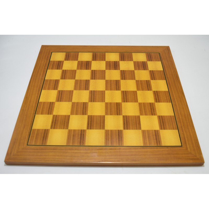 jeu d'echecs Rc créations plateau échiquier marqueterie jeux de société