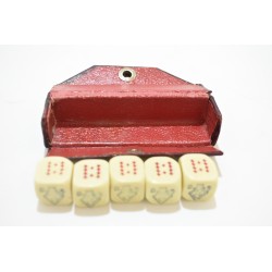 Jeu ancien Poker d'As 5 dés etui en cuir lot de dé vintage jeux de société