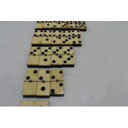 Jeu de dominos double 9 ancien Os et Ebène Riveté boite bois ancienne jeux de société domino
