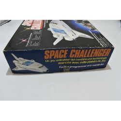 Space Challenger Modele BHP 828 jeu électronique jeux ordinateur vintage fusée