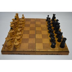 Jeu d'echecs ancien epoque sovietique URSS russie pays de l'est jeux échec coffret bois plateau échiquier
