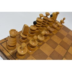 Jeu d'echecs ancien epoque sovietique URSS russie pays de l'est jeux échec coffret bois plateau échiquier
