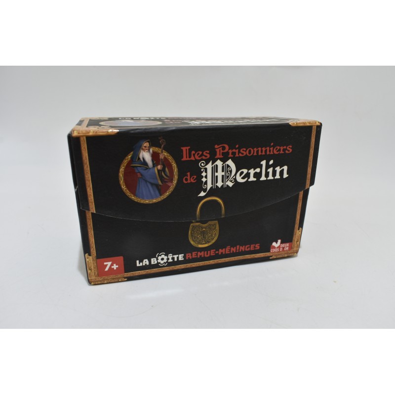 Les Prisonniers de Merlin Deux Coqs D'or jeu de société jeux quiz boite remue méninges logiques énigmes
