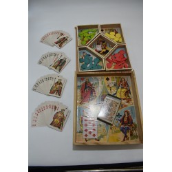 Coffret Le nain jaune bois jeu edition Atlas jeux de société mises cartes