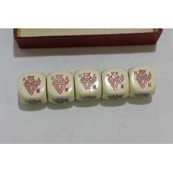 Poker d'As fabrication francaise Cognac Hennessy jeu de 5 dés jeux nouveaux reunis objet pub ancien