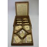 Belle Boite ancienne double étage Le jeu de Nain de jaune aux galeries lafayette paris jeux nouveaux reunis Mises cartes
