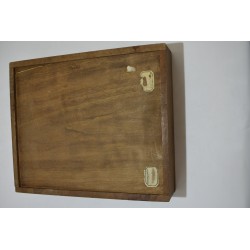 Belle Boite ancienne double étage Le jeu de Nain de jaune aux galeries lafayette paris jeux nouveaux reunis Mises cartes