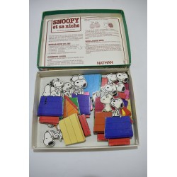 Snoopy et sa niche Edition Nathan jeu de société jeux formes et couleurs éveil découverte