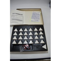 Le trioker Collection Armand jammot Editions robert laffont jeu de société triominos domino tri omino