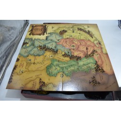 Risk Edition Les Seigneur des Anneaux jeu de société hasbro parker conquete des terres du milieu jeux figurines film