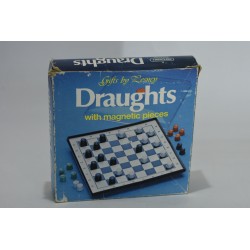 Draughts 1975 with Magnetic pieces Matchbox gifts by lesney jeu de dames damier magnétique voyage
