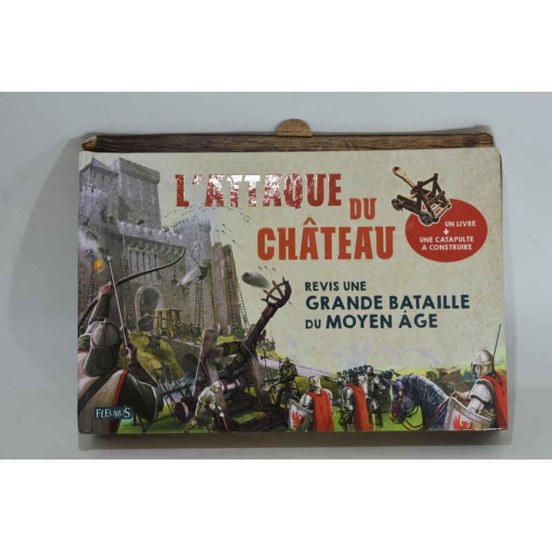 L'attaque du Chateau Edition fleurus jeu livre catapulte bataille moyen age