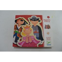 Magnetic's Dress'up Edition Djeco jeu magnetique jeux de clips bois mix max personnage composé