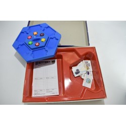 Le petit bac Edition mb jeux  la course aux noms jeu de société famille catégories