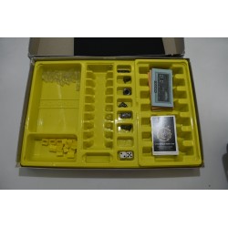 Monopoly Retour vers le futur Edition Trilogie uranium Radioactivité jeu de société Hasbro Parker jeux winning moves